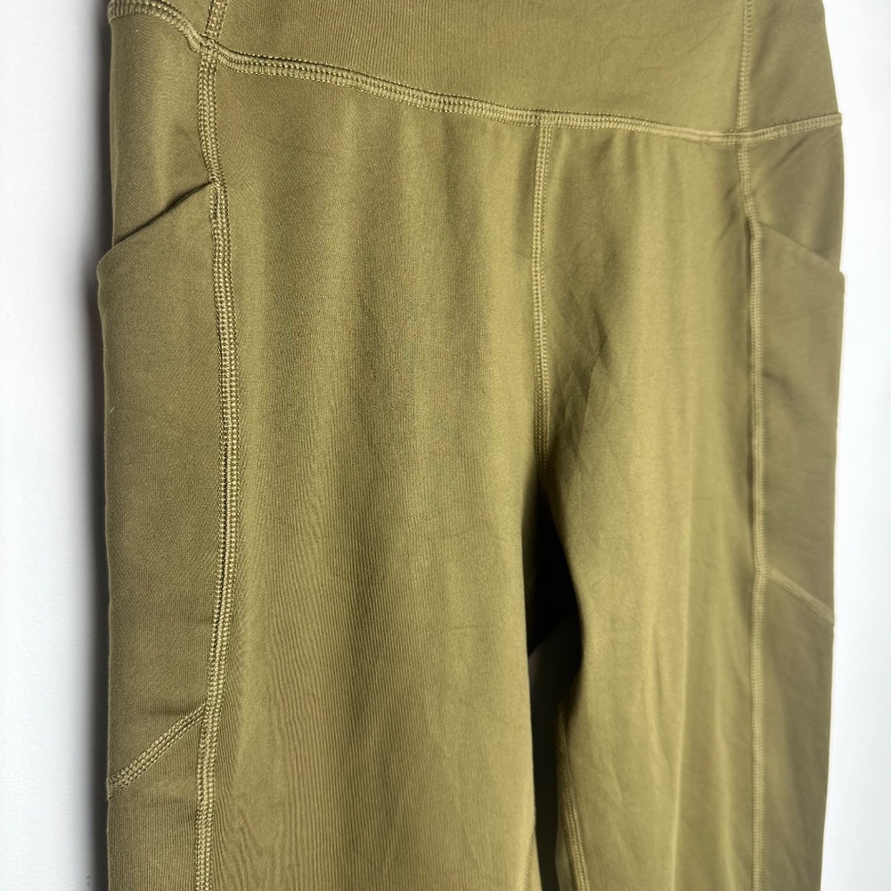 Figs Performance Underscrub Legging - image 5